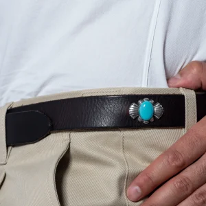 Dandy Street - vendita online - accessori uomo - cinture uomo cuoio - cinture artigianali - cinture pelle - borchie caboscon turchese - Navalo Dandy Street - vendita online - accessori uomo - cinture uomo cuoio - cinture artigianali - cinture pelle - borchie caboscon turchese - Navalo