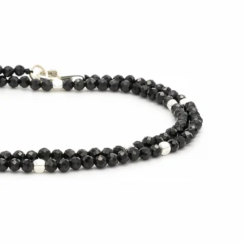 Dandy Street - shop online bracciali uomo di tendenza - bracciale uomo in argento - bracciale doppio giro chiusura moschettone - pietre semipreziose ematite - Zakun