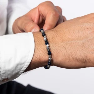 Dandy Street - shop online bracciali uomo di tendenza - bracciale elastico - bracciale uomo - bracciale pietre dure ematite occhio di tigre - Gurtas Dandy Street - shop online bracciali uomo di tendenza - bracciale elastico - bracciale uomo - bracciale pietre dure ematite occhio di tigre - Gurtas