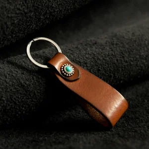 Dandy Street - shop online - accessori uomo di tendenza made in italy - portachiavi in cuoio con pietra turchese Dandy Street - shop online - accessori uomo di tendenza made in italy - portachiavi in cuoio con pietra turchese