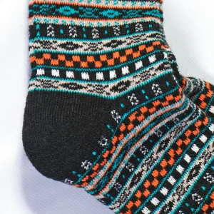 Dandy Street - shop online - accessori uomo calzini uomo cotone - Calzini da uomo con fantasia nordica - Nordic Green Dandy Street - shop online - accessori uomo calzini uomo cotone - Calzini da uomo con fantasia nordica - Nordic Green