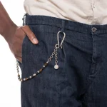 Dandy Street – vendita online – accessori uomo – catene per pantaloni – pietre naturali ematite occhio di tigre pietra lavica – pendaglio con monetina – Jose