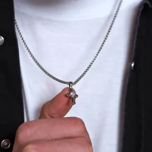 Dandy Street - shop online - collane uomo con pietre naturali - Collana uomo con zircone - Silver Cross Dandy Street - shop online - collane uomo con pietre naturali - Collana uomo con zircone - Silver Cross