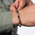 Dandy Street – shop online bracciali uomo di tendenza – bracciale elastico – bracciale uomo – bracciale pietre naturali occhio di tigre aulite pirite onice – Ficus
