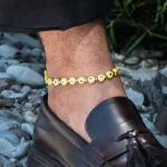 Dandy Street – shop online – cavigliera di tendenza made in italy – cavigliera da uomo per nuove avventure – Lucky Yellow